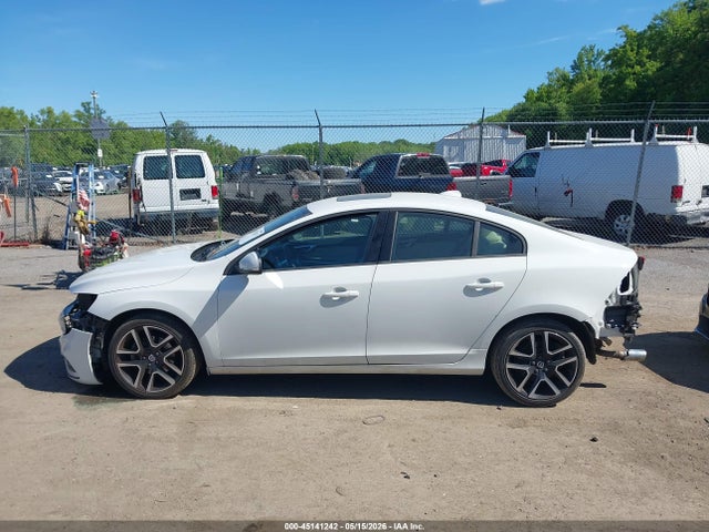 Volvo S60 T5 Dynamic