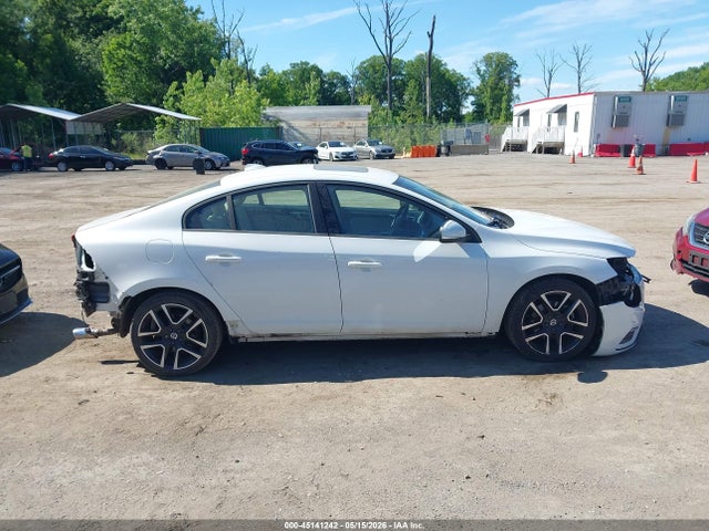 Volvo S60 T5 Dynamic
