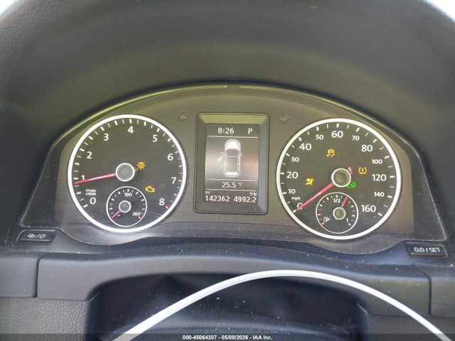 Volkswagen Tiguan S