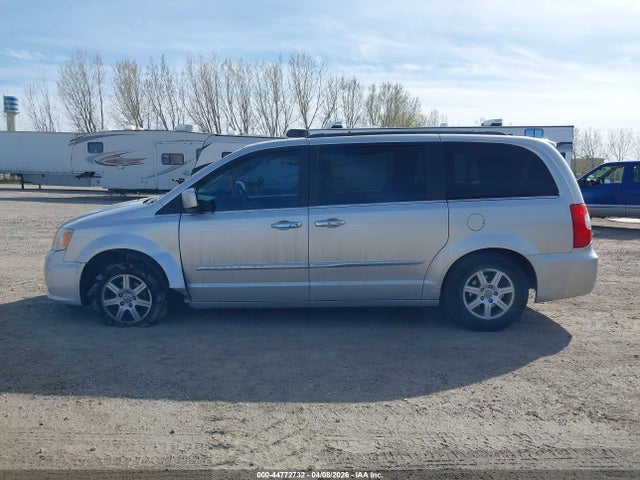 Chrysler Town & Country Touring