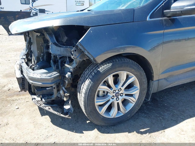 Ford Edge Titanium