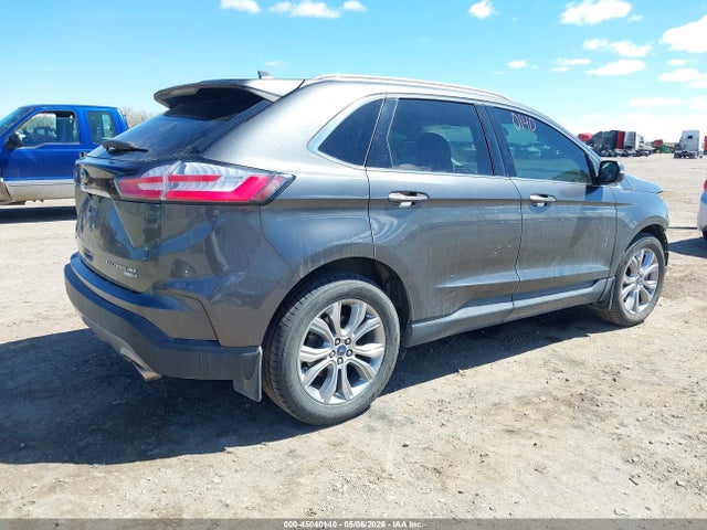Ford Edge Titanium