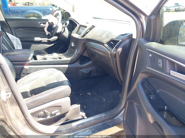 Ford Edge Titanium