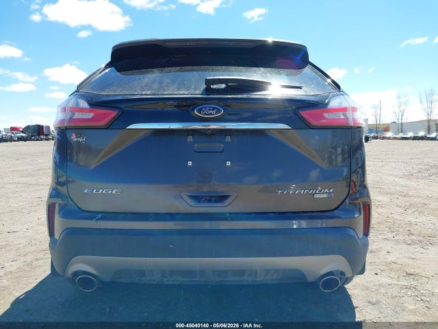 Ford Edge Titanium