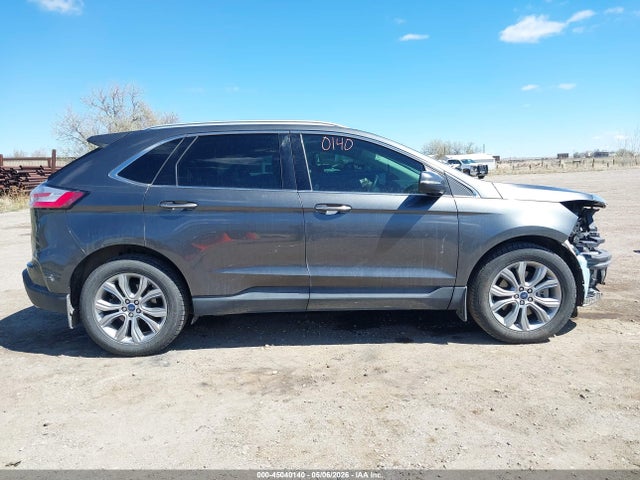 Ford Edge Titanium
