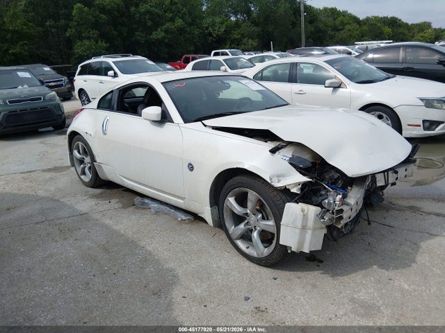 Salvage Nissan 350Z Image