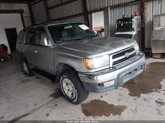 Salvage Toyota 4Runner Image