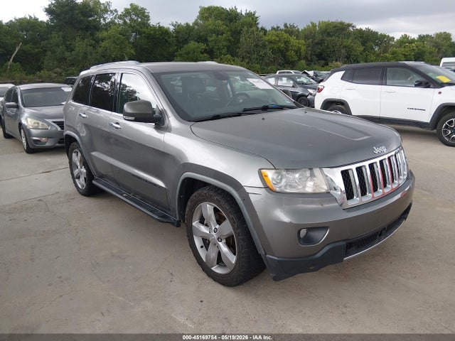 Salvage Jeep Grand Cherokee Image