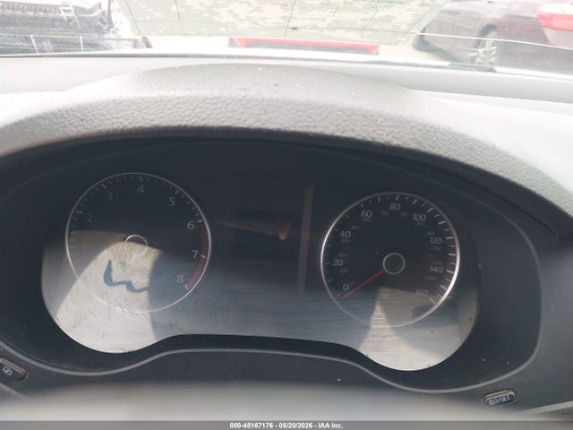 Volkswagen Jetta 2.5l Se