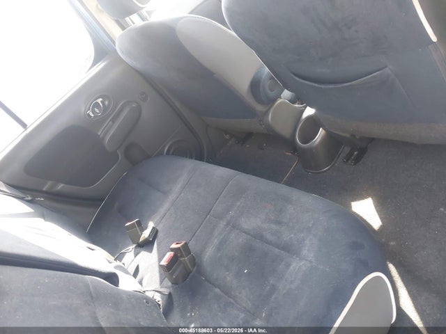 Nissan cube 1.8 S