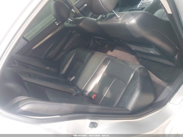 INFINITI G37 Journey