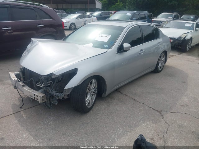 INFINITI G37 Journey