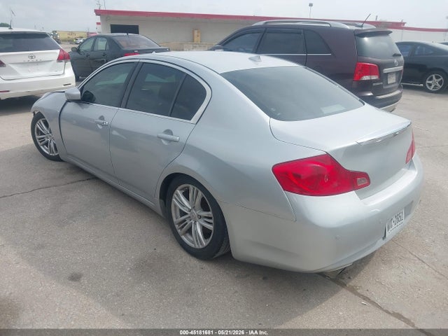INFINITI G37 Journey
