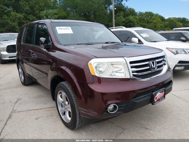 Salvage Honda Pilot Image