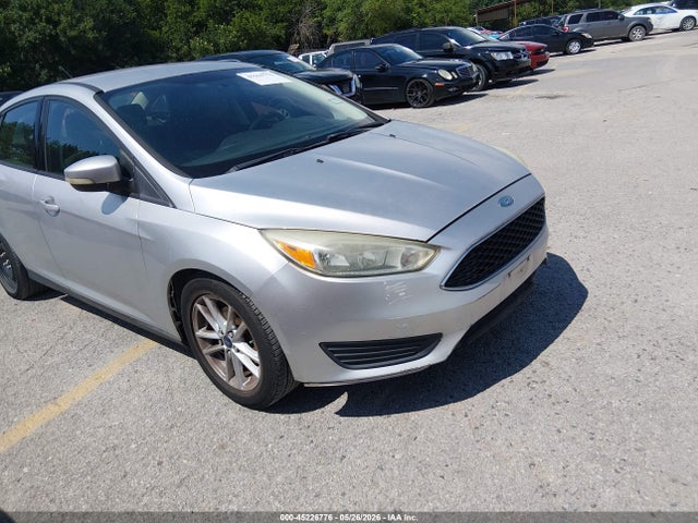 Salvage Ford Focus Image