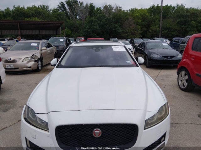 Jaguar XF 35t Premium