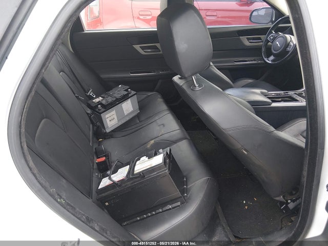 Jaguar XF 35t Premium