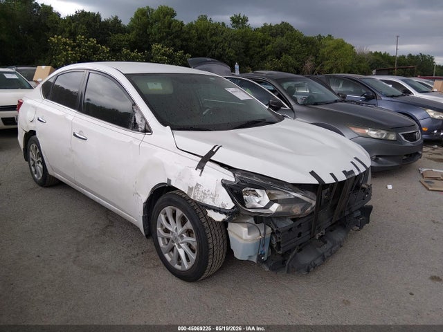 Salvage Nissan Sentra Image