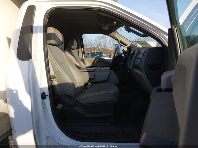 Ford F-450 Xl
