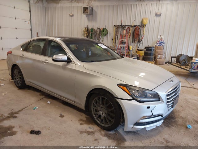 Salvage Hyundai Genesis Image