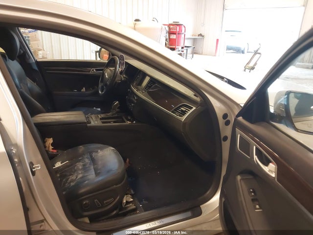 Hyundai Genesis 3.8