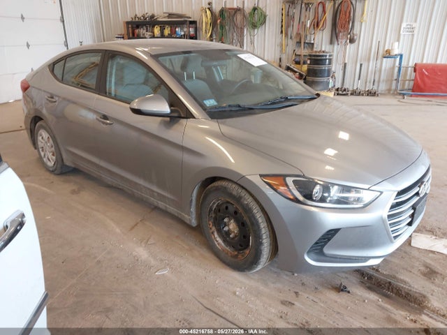 Salvage Hyundai ELANTRA Image