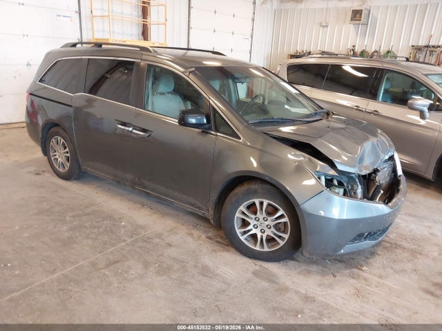 Salvage Honda Odyssey Image