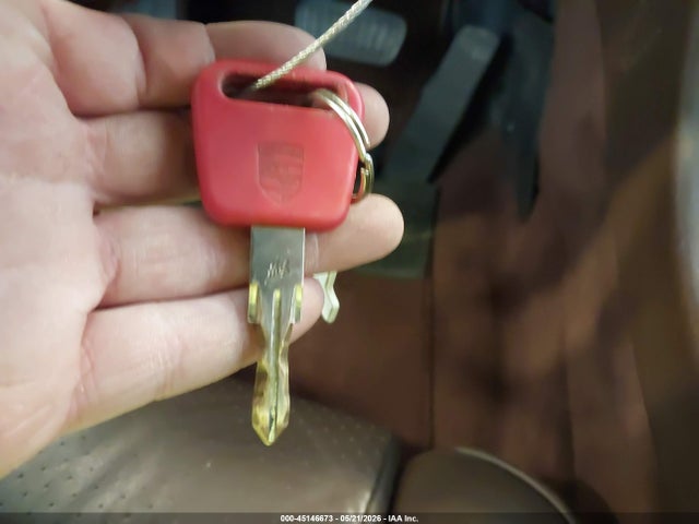 Porsche 928