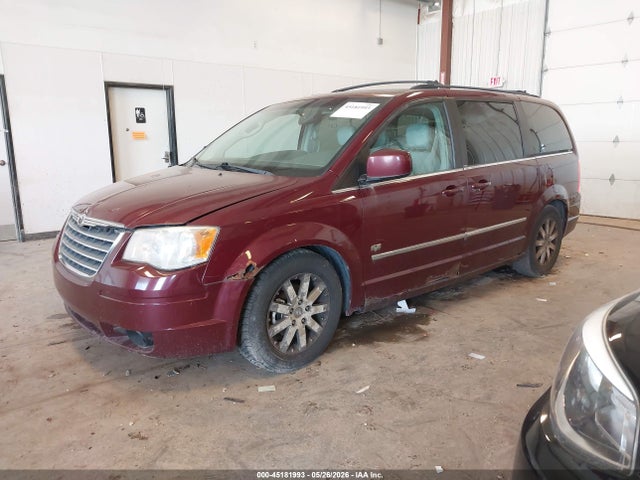 Chrysler Town & Country Touring
