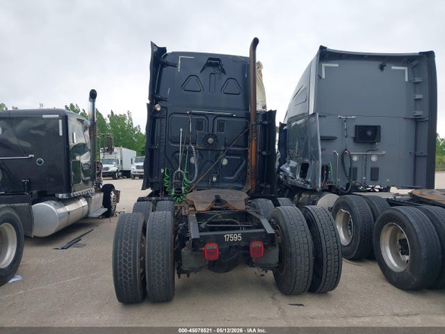 Freightliner Cascadia 125