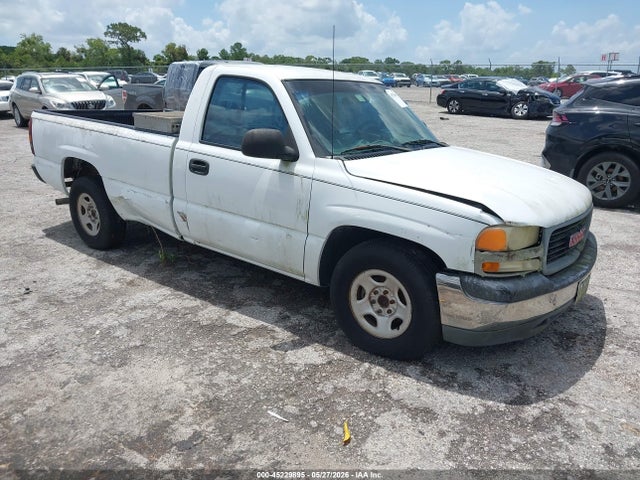 Salvage GMC Sierra 1500 Image