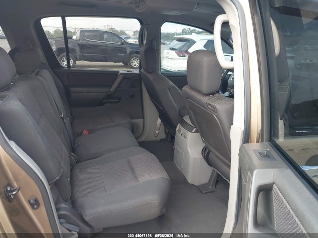 Nissan Pathfinder Se