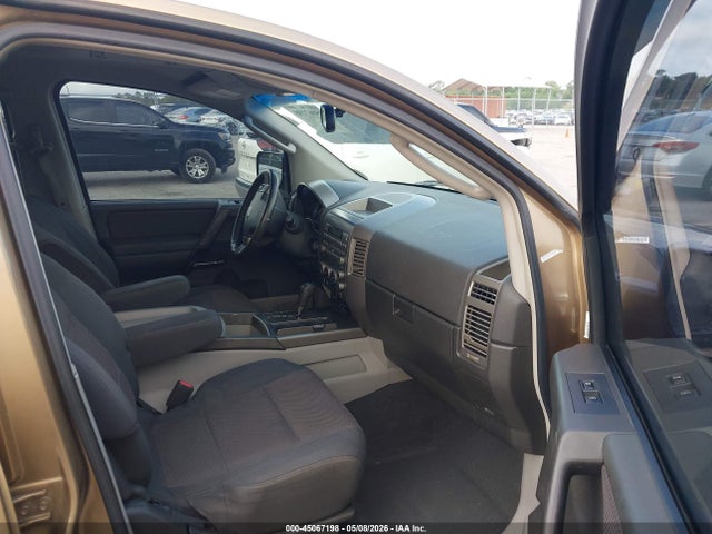 Nissan Pathfinder Se