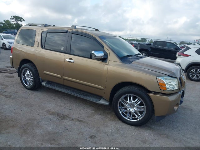 Salvage Nissan Pathfinder Image