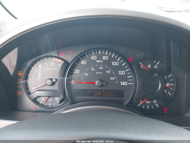 Nissan Pathfinder Se