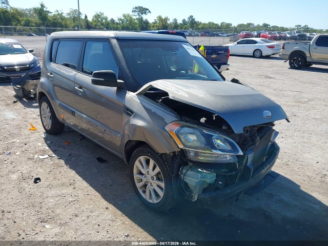 Salvage Kia Soul Image