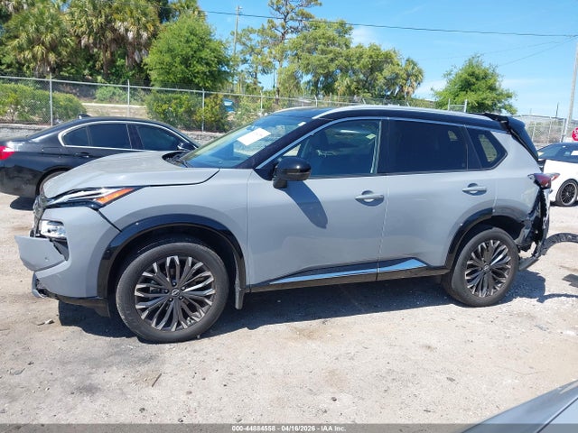 Nissan Rogue Platinum Intelligent Awd