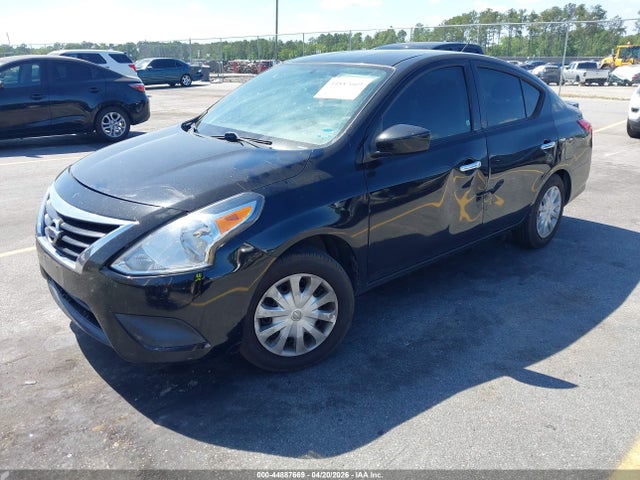 Nissan Versa 1.6 Sv