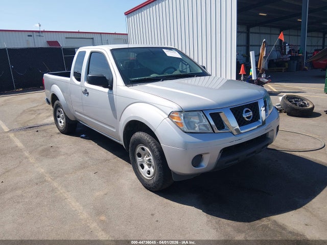 Salvage Nissan Frontier Image