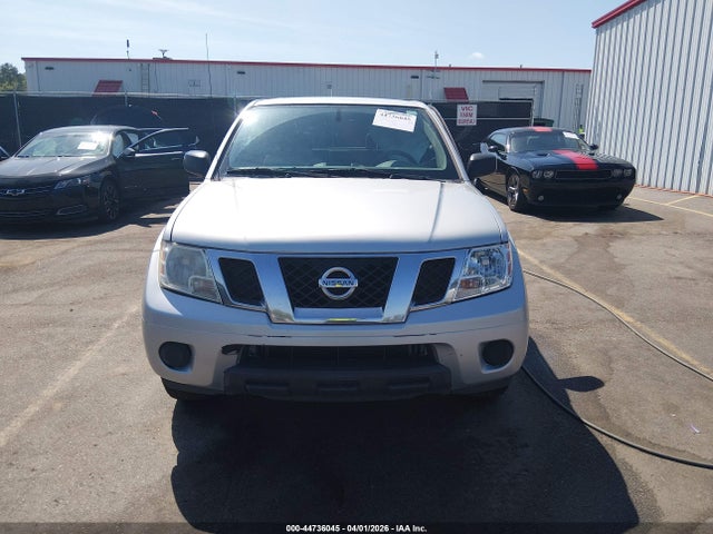 Nissan Frontier S
