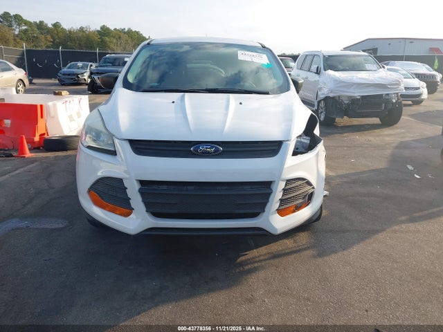 Ford Escape S