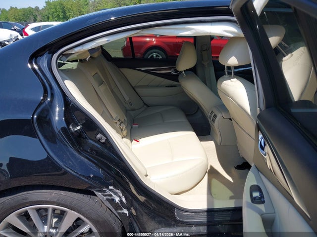 INFINITI Q50 3.0t Luxe