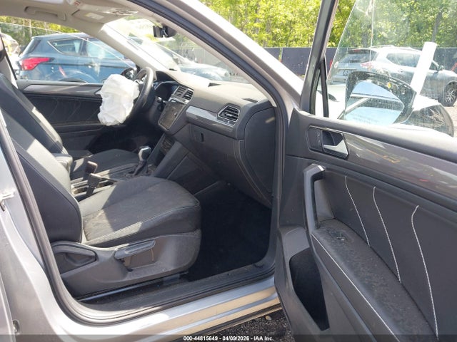Volkswagen Tiguan 2.0t Se