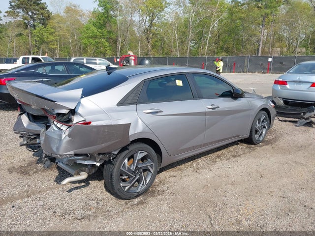 Hyundai ELANTRA Sel Sport