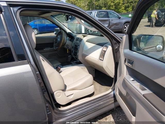 Mercury Mariner Premier V6