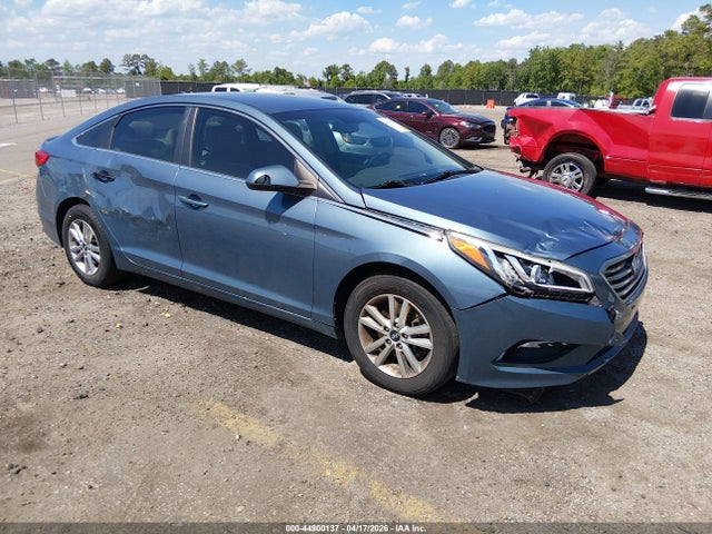 Salvage Hyundai SONATA Image