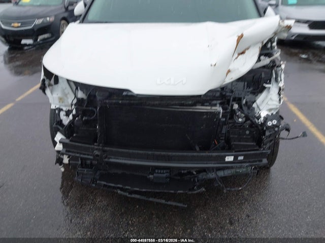 Kia Carnival Lxs