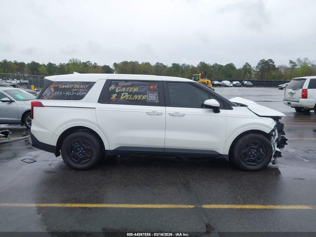 Kia Carnival Lxs