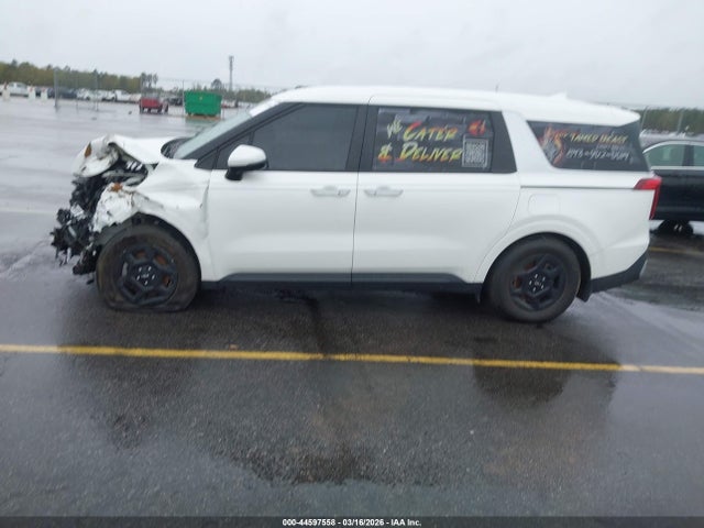 Kia Carnival Lxs