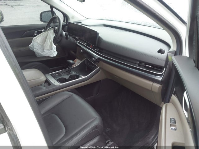 Kia Carnival Lxs
